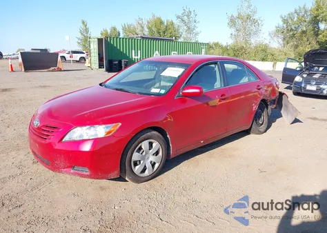 2007 Toyota Camry Le z USA, uszkodzony, nr VIN JTNBE46K173056351